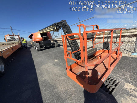 2023 JLG 660SJ