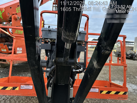 2025 JLG 860SJ