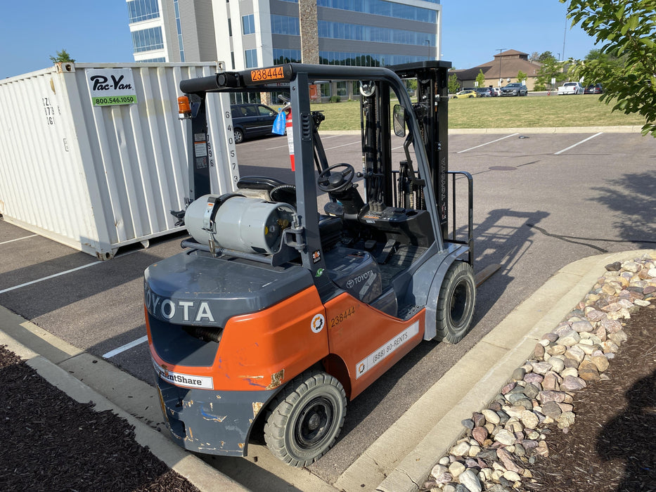 2022 TOYOTA 50-8FGU25