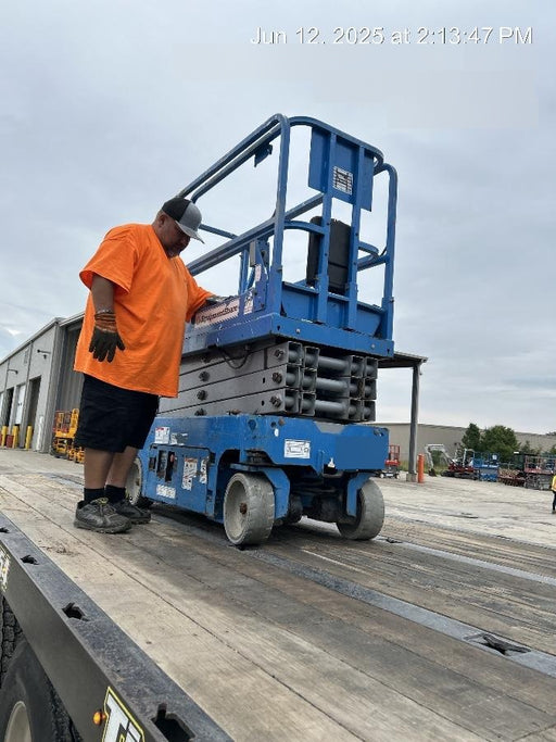 2019 Genie GS-1930 Fixed rails with chain Entry