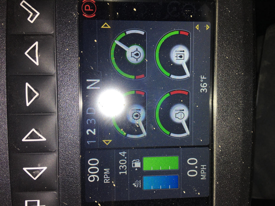 2020 John Deere 524L Cab/Heat/AC, 4th Function Hydraulics w/Hydraulic JRB QC, 2.75 yd Smooth BOE Bucket,Standard Carriage w/ 72" forks