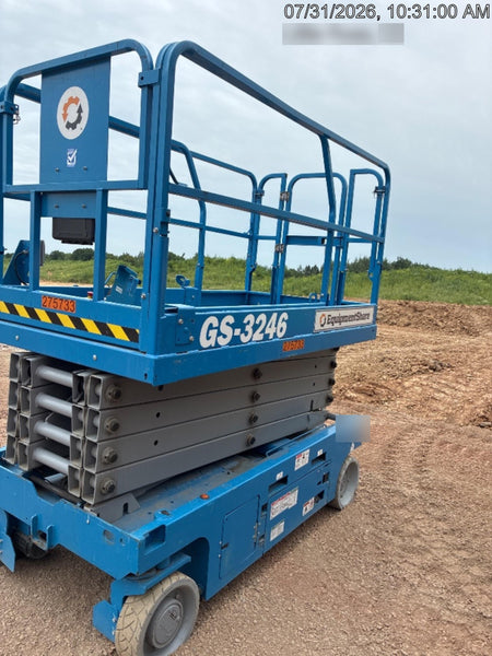 2022 GENIE GS-3246