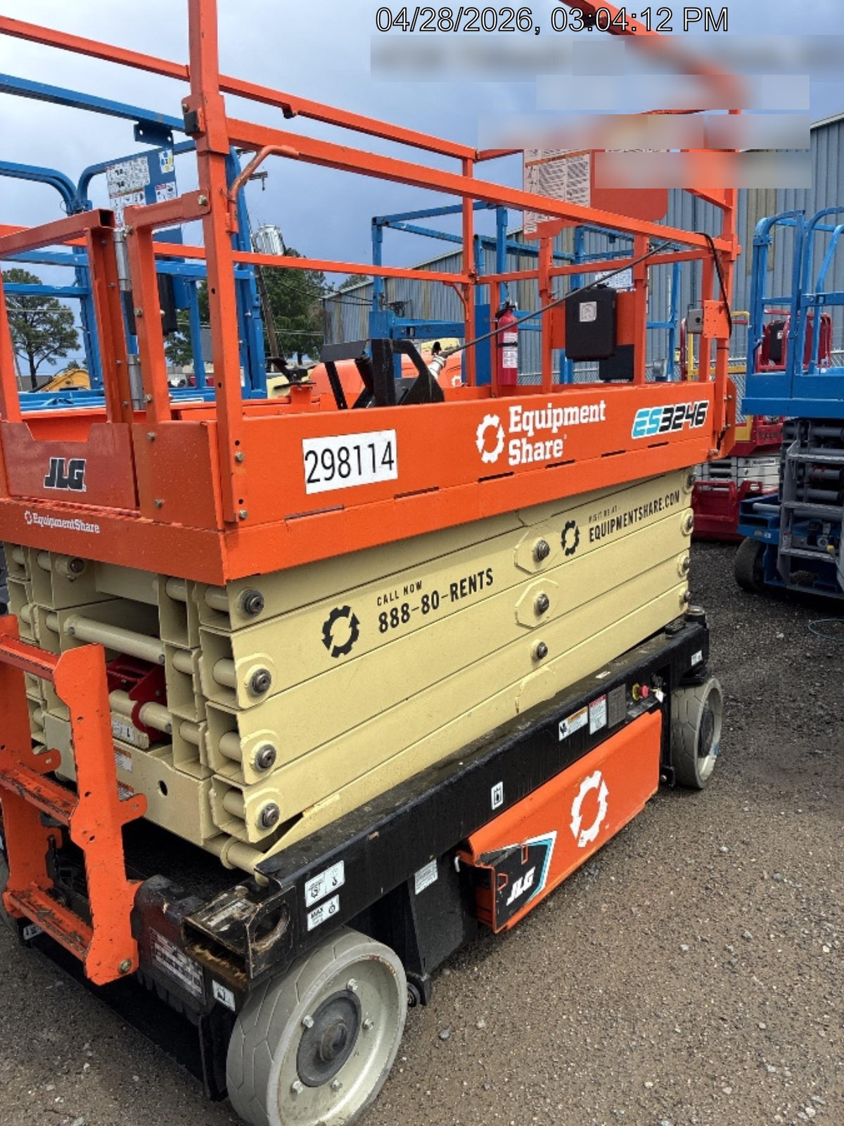 2023 JLG ES3246