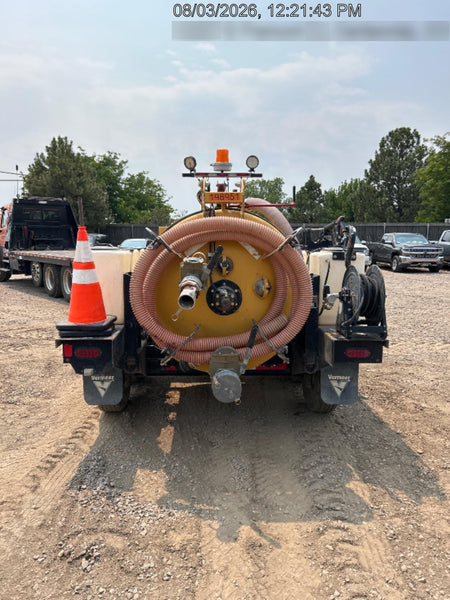 2022 VAC-TRON LP573XDT