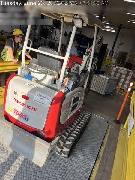 2023 TAKEUCHI TB20e