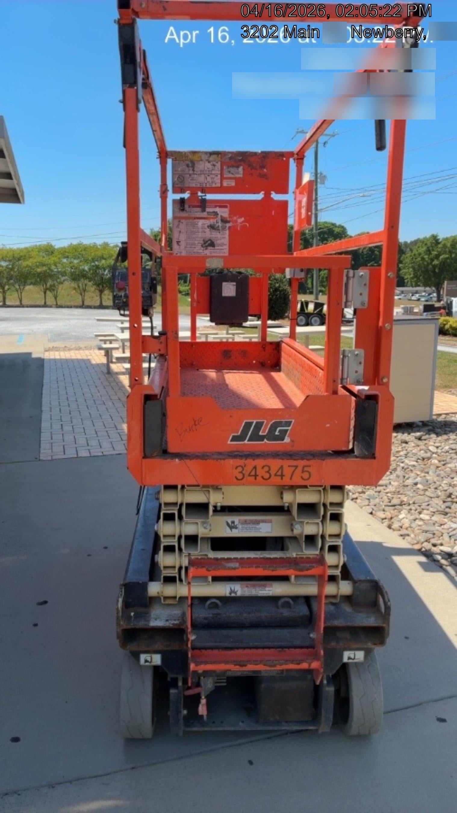 2023 JLG ES1932