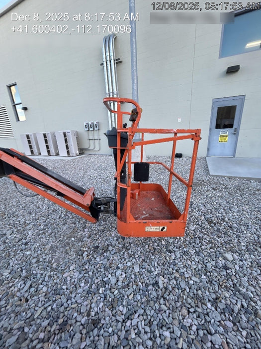2019 JLG E400AJPN