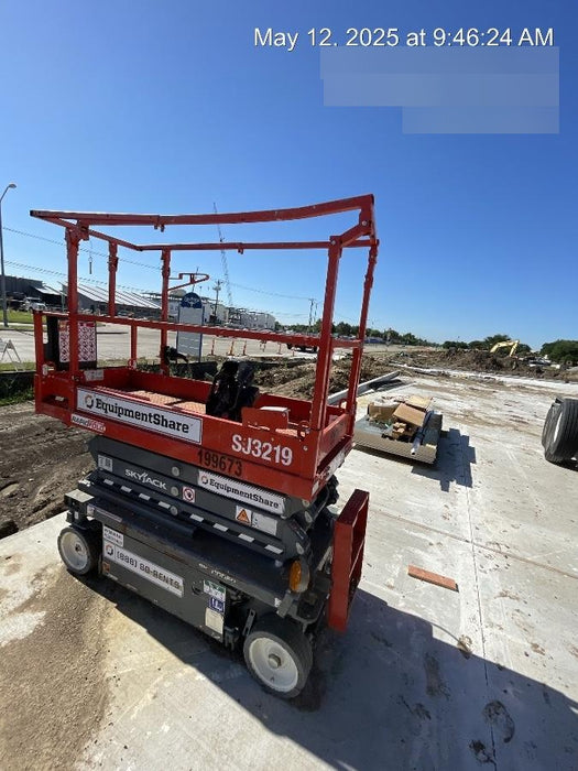2021 SKYJACK SJ3219