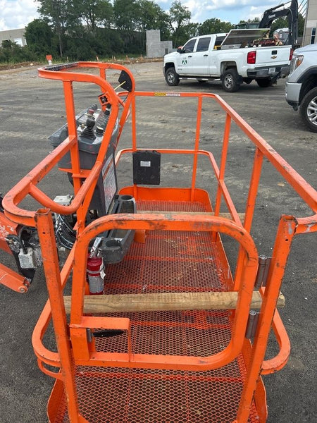 2021 JLG 860SJ