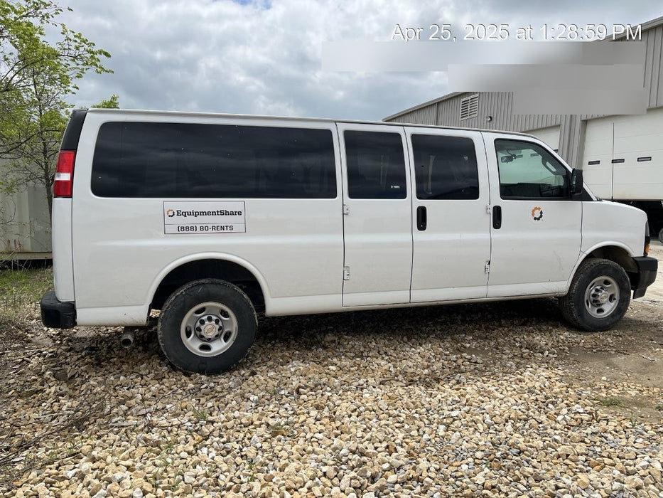 2023 CHEVROLET Express Van - Rental