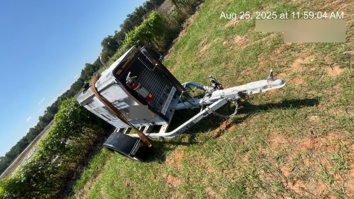 2019 Lincoln Electric Vantage 322 Ready-Pak 3, Two Wheel Trailer, Fender and Light Kit, Cable Rack