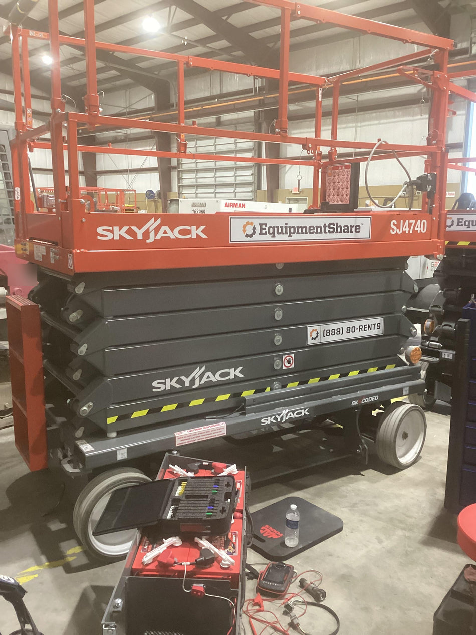 2021 SKYJACK SJ4740