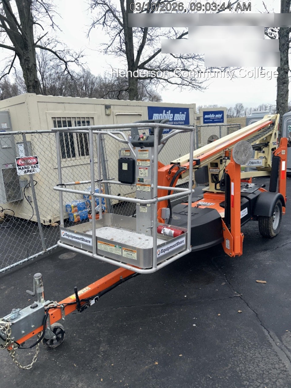 2022 JLG T350
