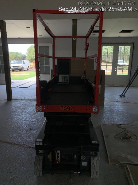 2018 Skyjack SJIII-3219 Skyjack SJIII3219 Scissor Lift w/Trojan Batteries