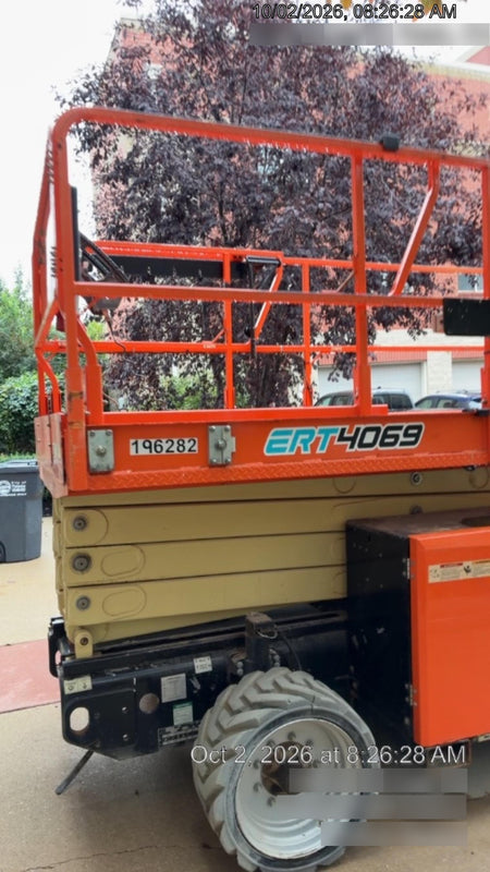 2021 JLG ERT4069