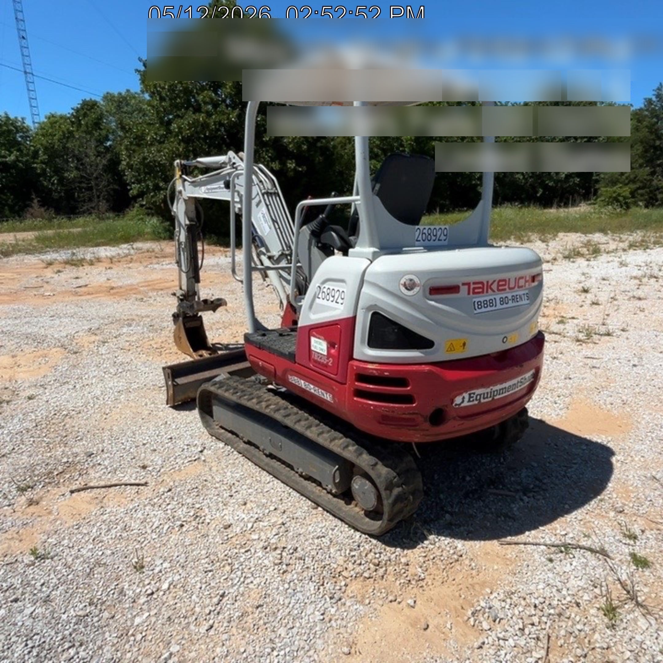 2022 TAKEUCHI TB235-2R