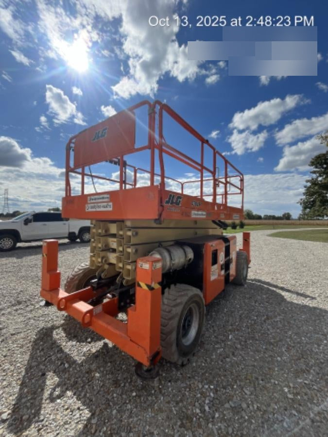 2019 JLG 430LRT
