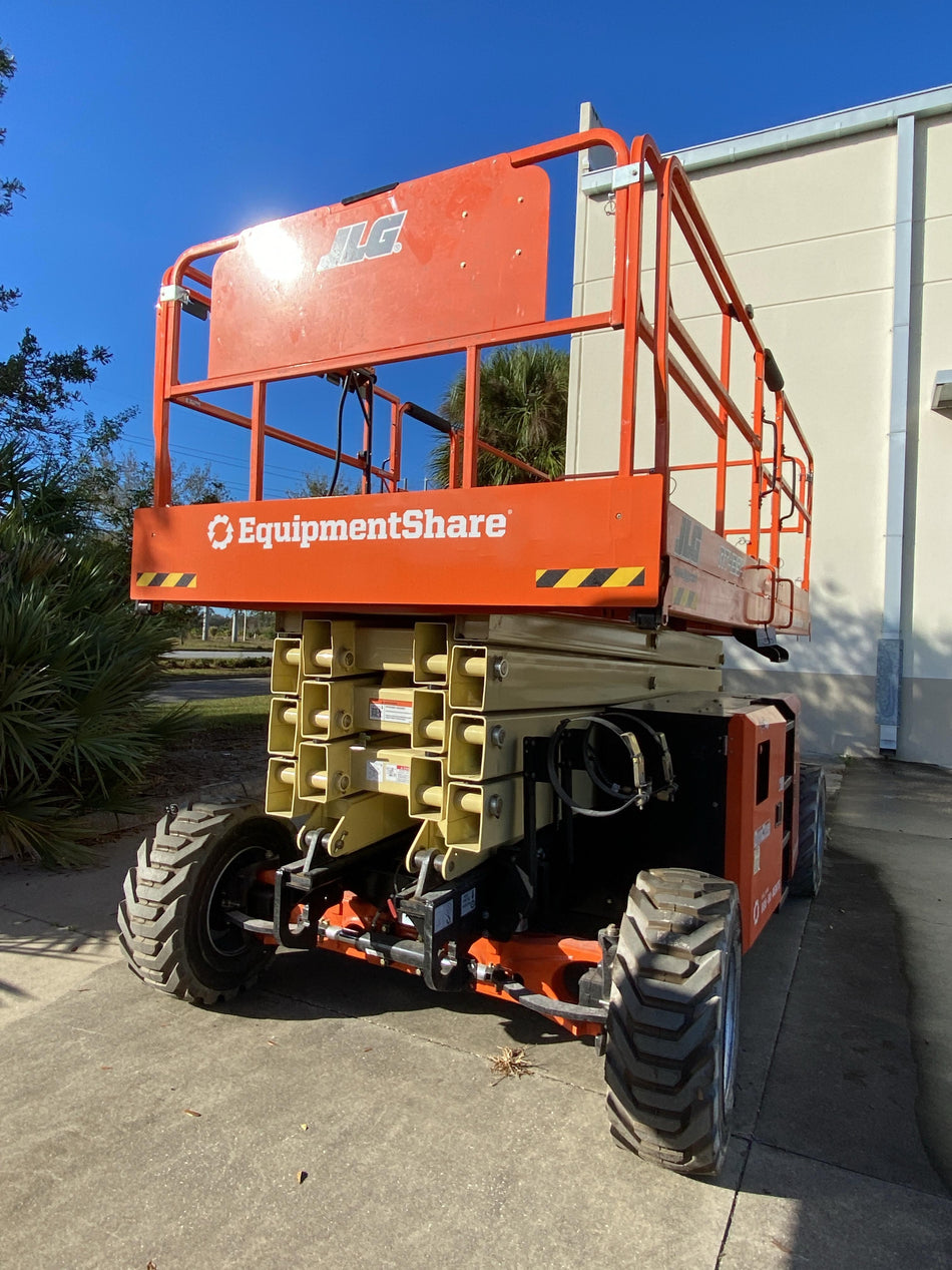 2022 JLG RT4394