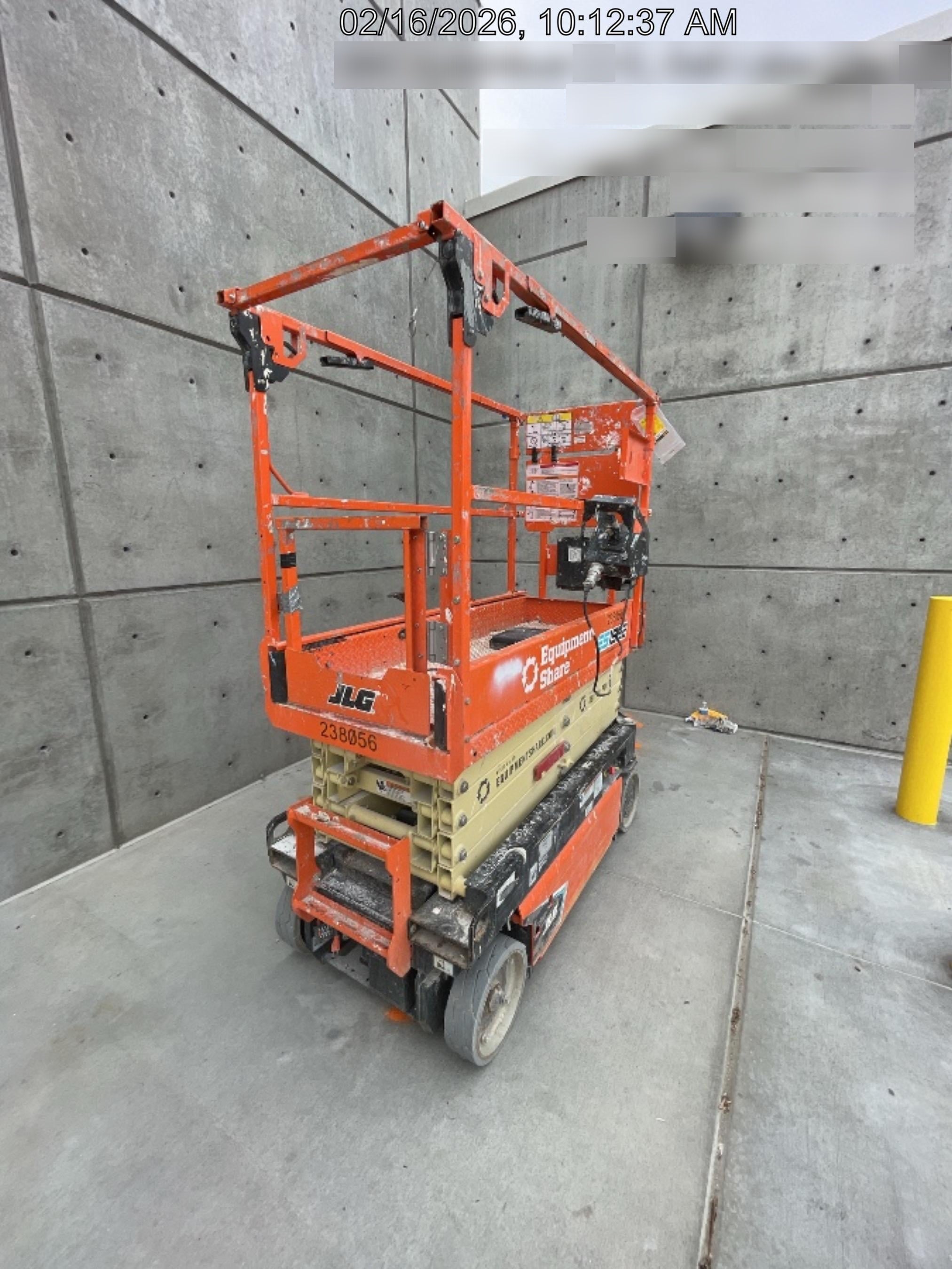 2022 JLG ES1932