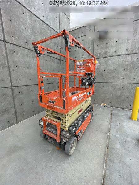 2022 JLG ES1932