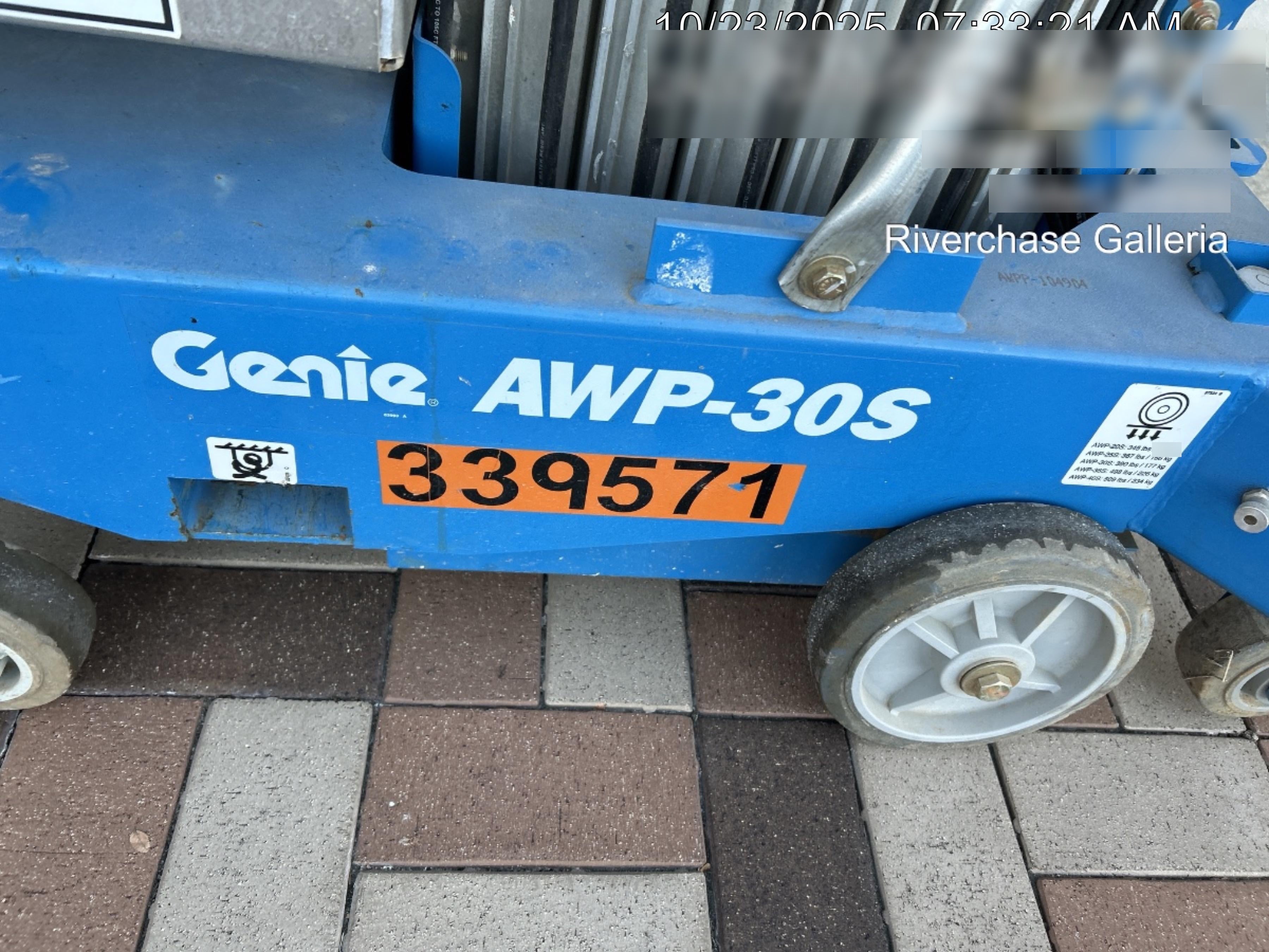 2023 GENIE AWP-30S DC
