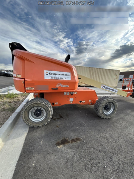 2019 JLG 400S