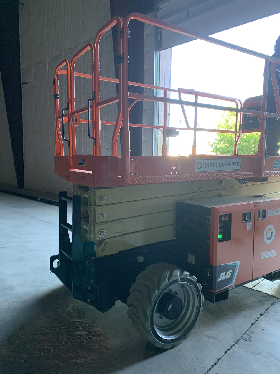 2022 JLG ERT4069