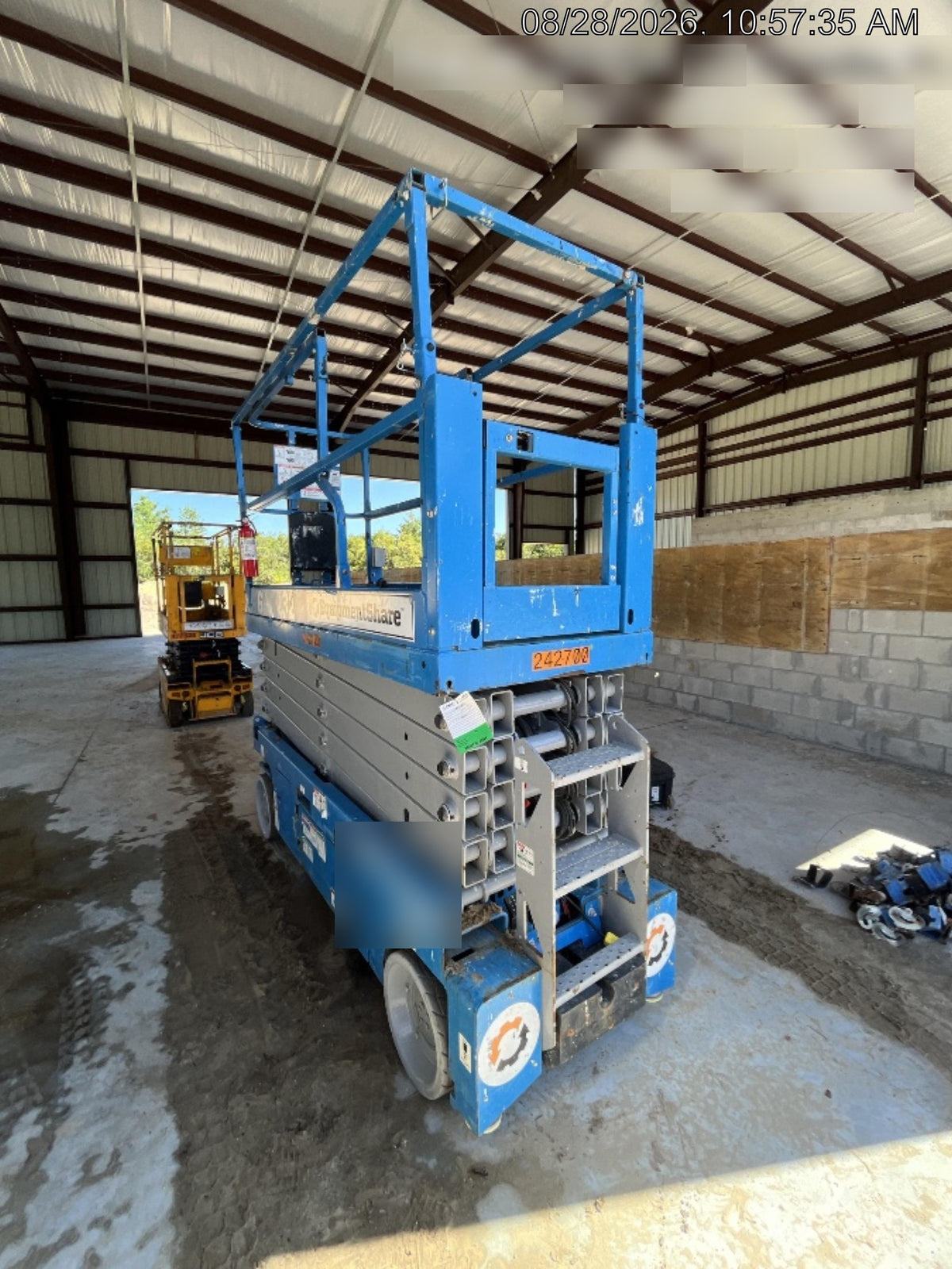 2022 GENIE GS-3232