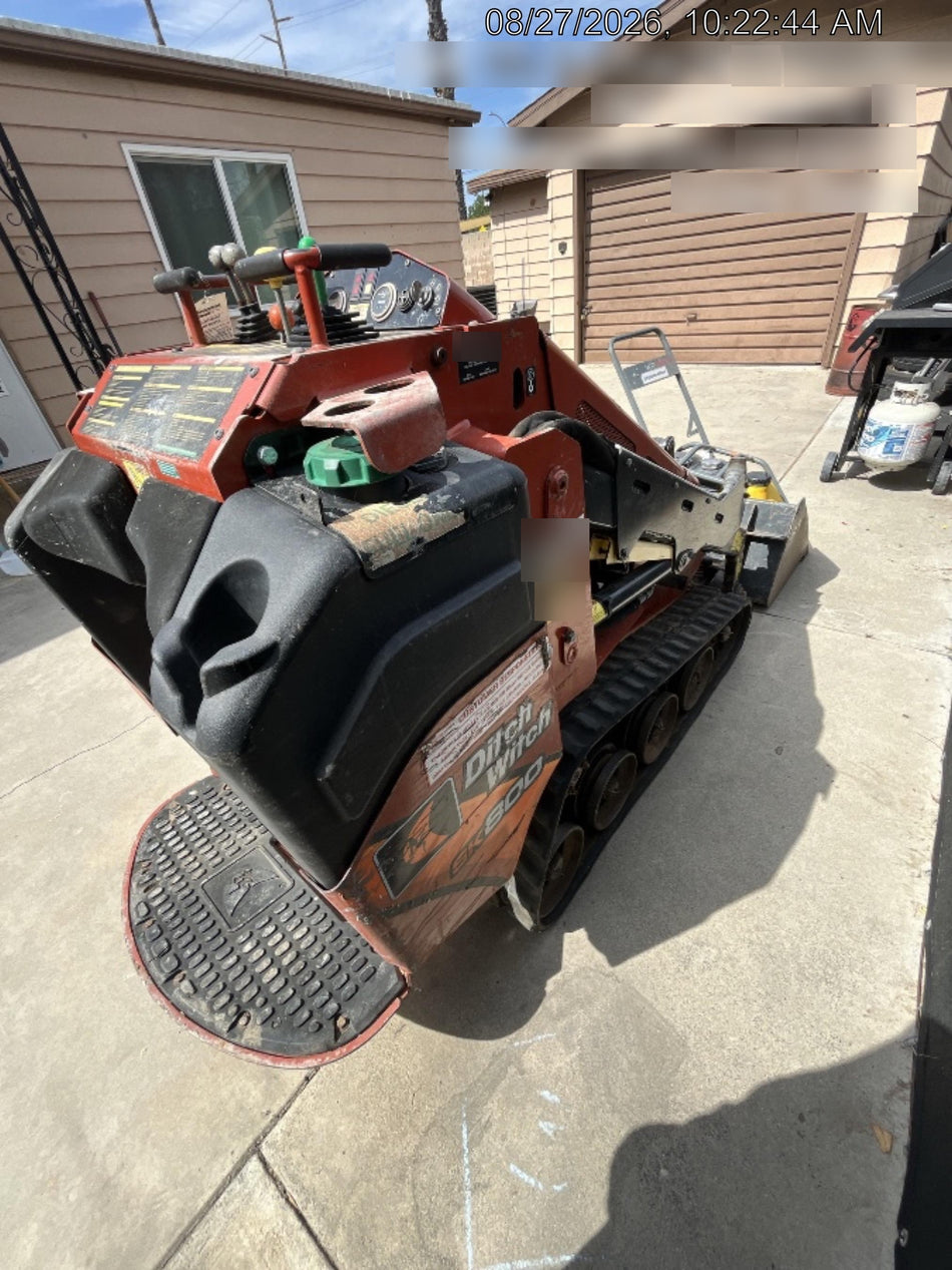2019 DITCH WITCH SK800A