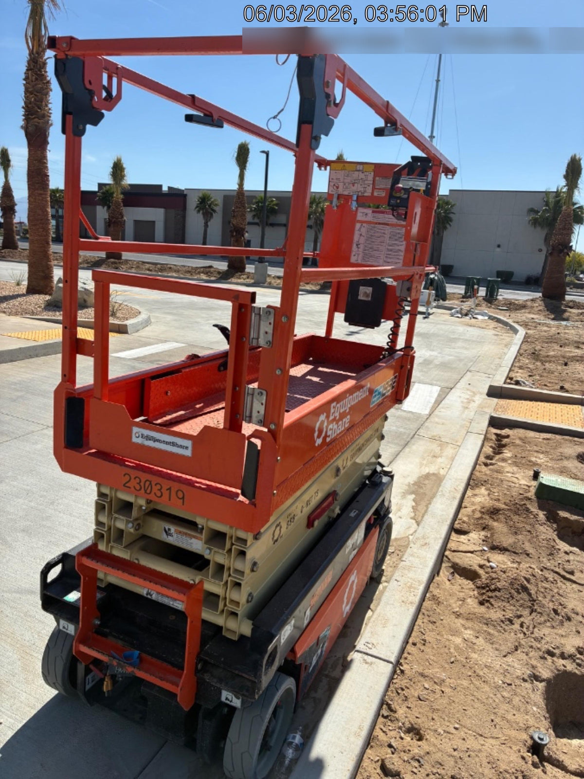 2022 JLG ES1932