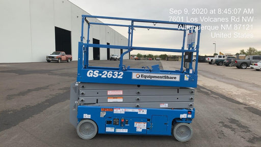 2020 Genie GS-2632 Solid NM Tires, Folding Rails with Half-Height Swing Gate, Beacon