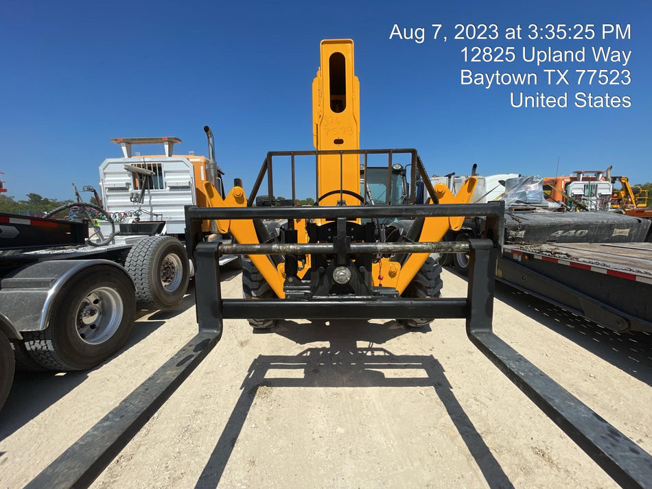 2023 JCB 514-56