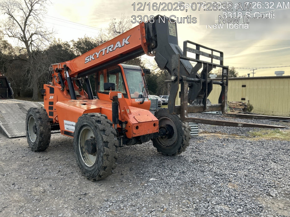 2019 Skytrak 6036 Cab/Heat/Air, Solid Tires, LED Work Lights, Beacon w/50" Carriage, 48" Pallet Forks