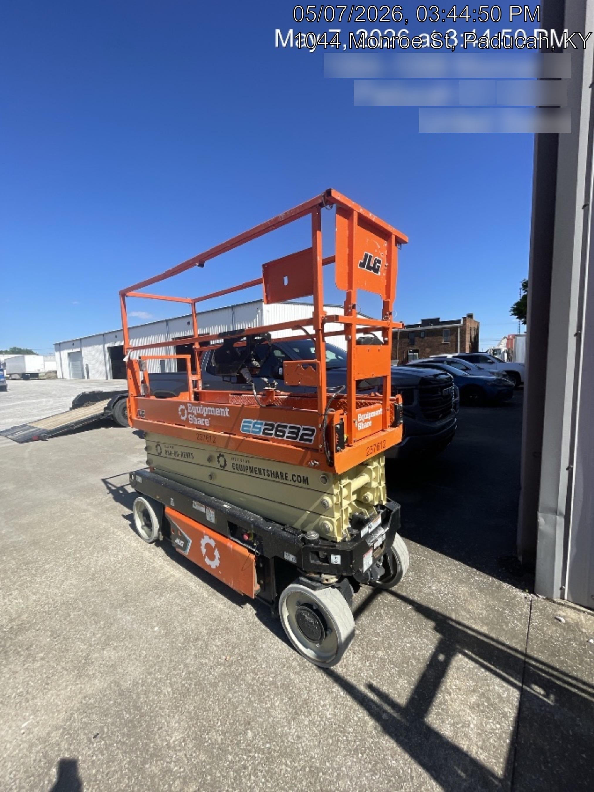 2022 JLG ES2632
