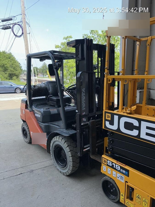 2022 TOYOTA 50-8FGU25