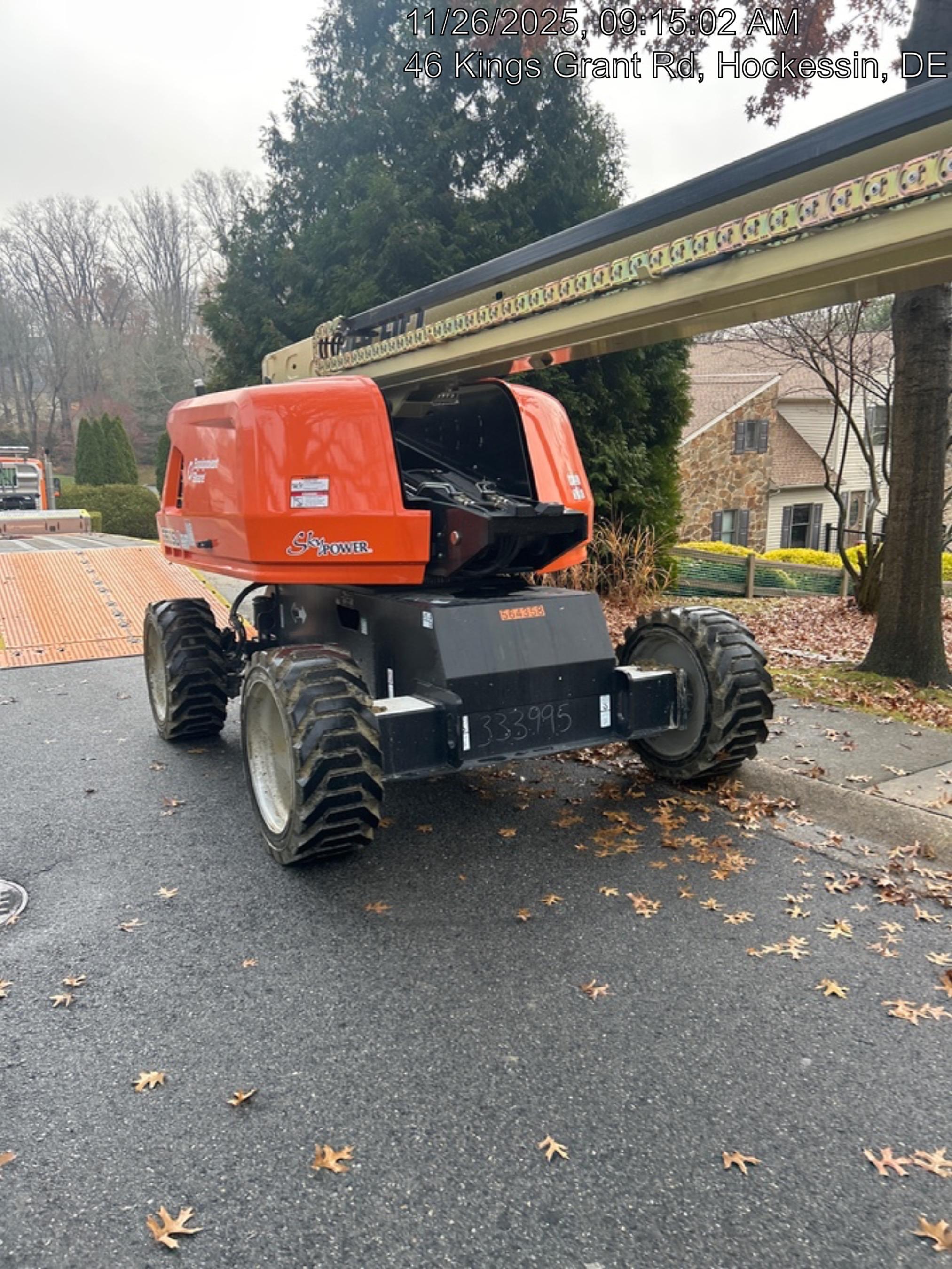 2025 JLG 660SJ