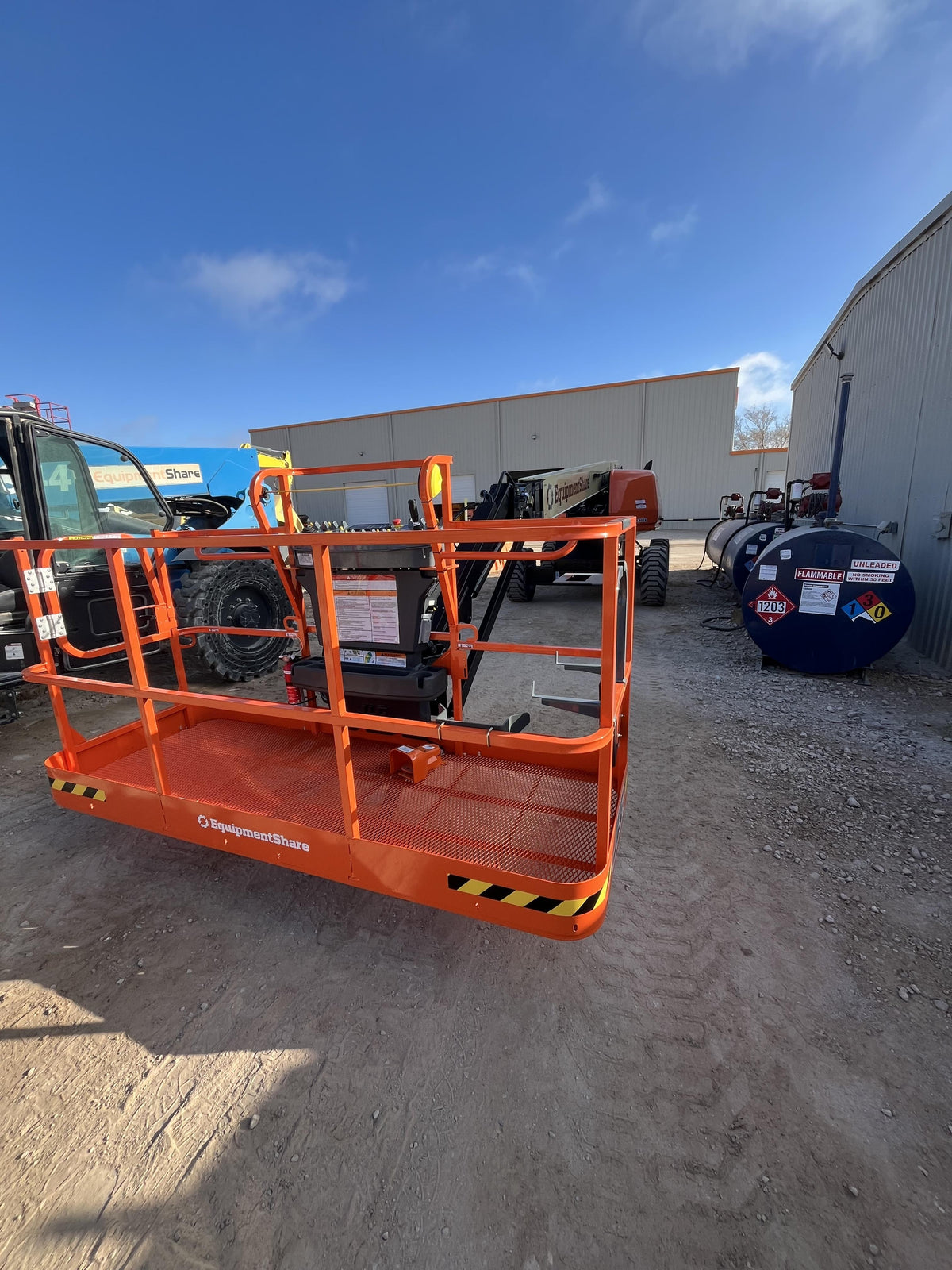 2024 JLG 660SJ