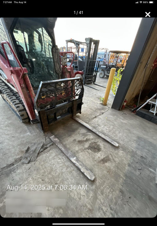 2022 PALADIN 48" Pallet Forks - Paladin