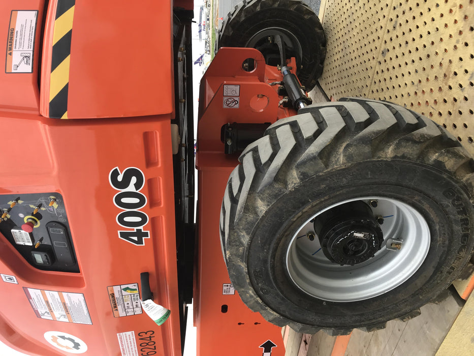 2020 JLG 400S