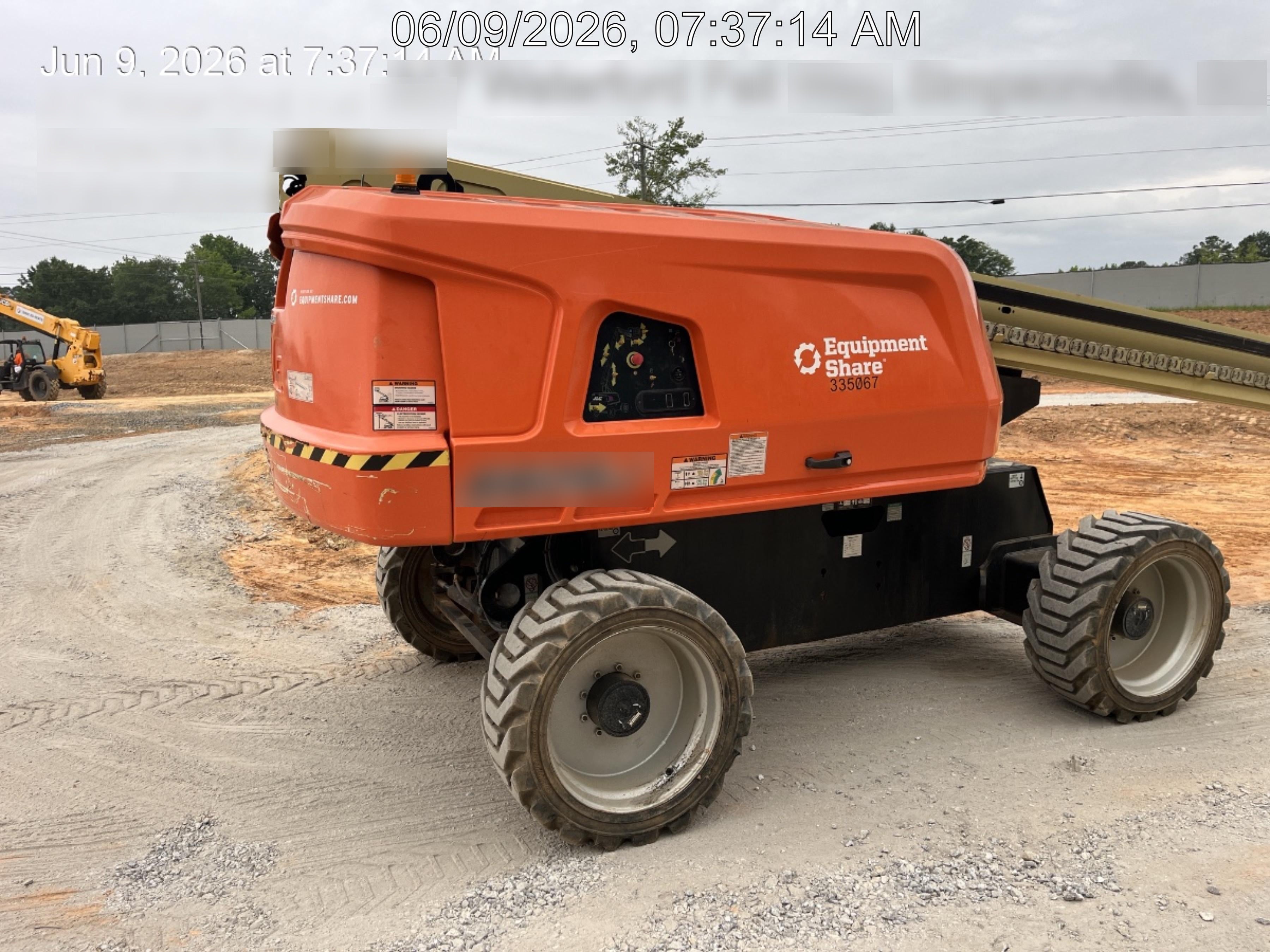 2023 JLG 660SJ