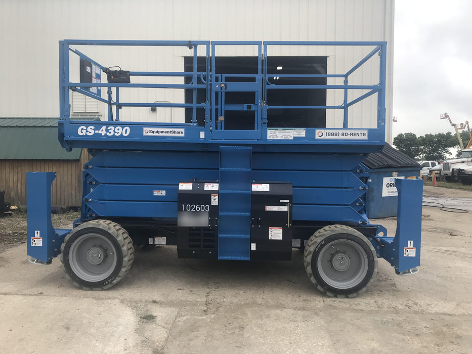 2020 GENIE GS-4390 RT