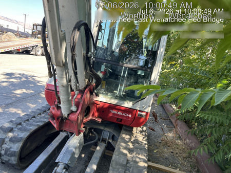 2024 TAKEUCHI TB250-2CR