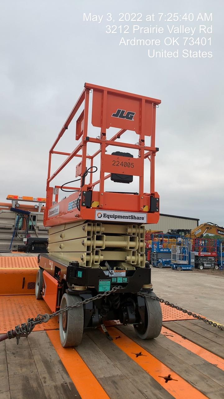 2022 JLG ES2632