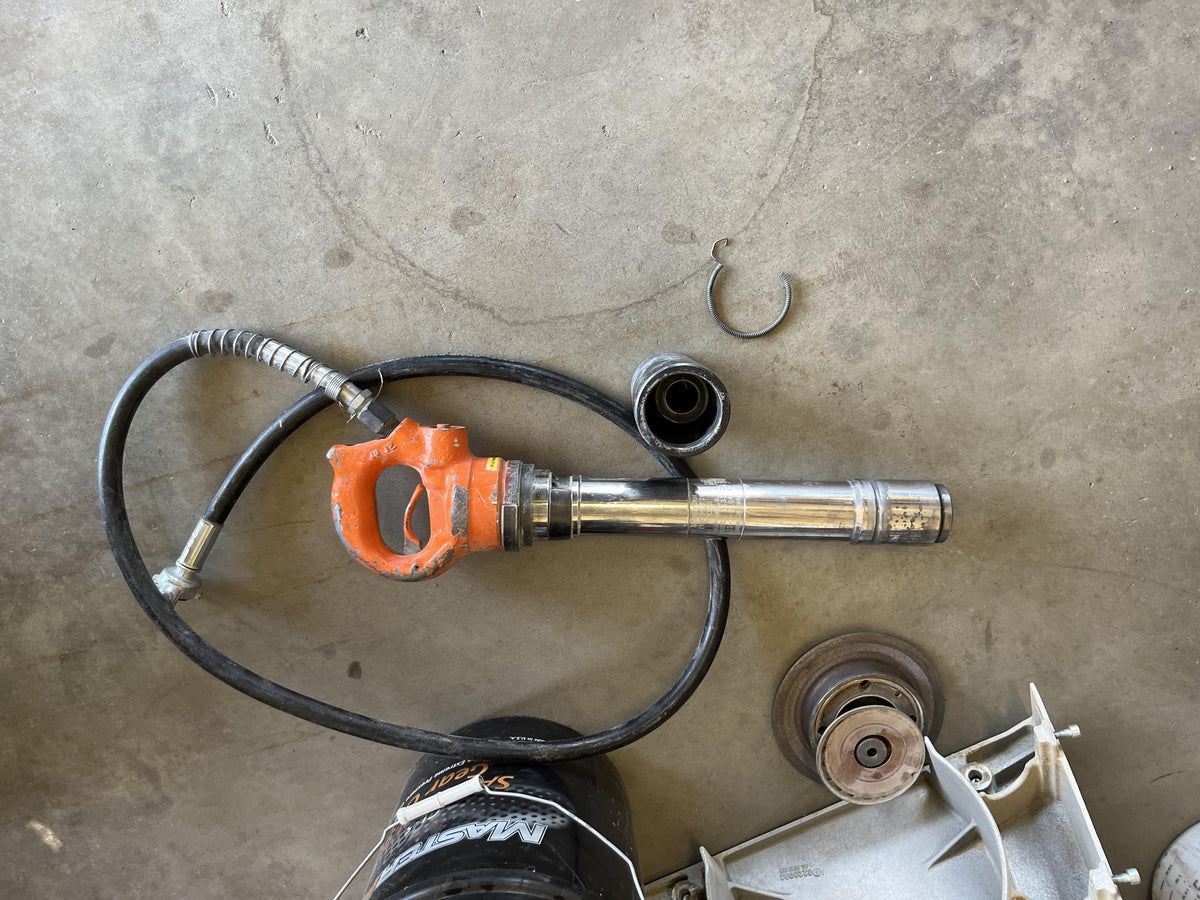 2021 AMERICAN PNEUMATIC TOOL D-handle rivet Buster