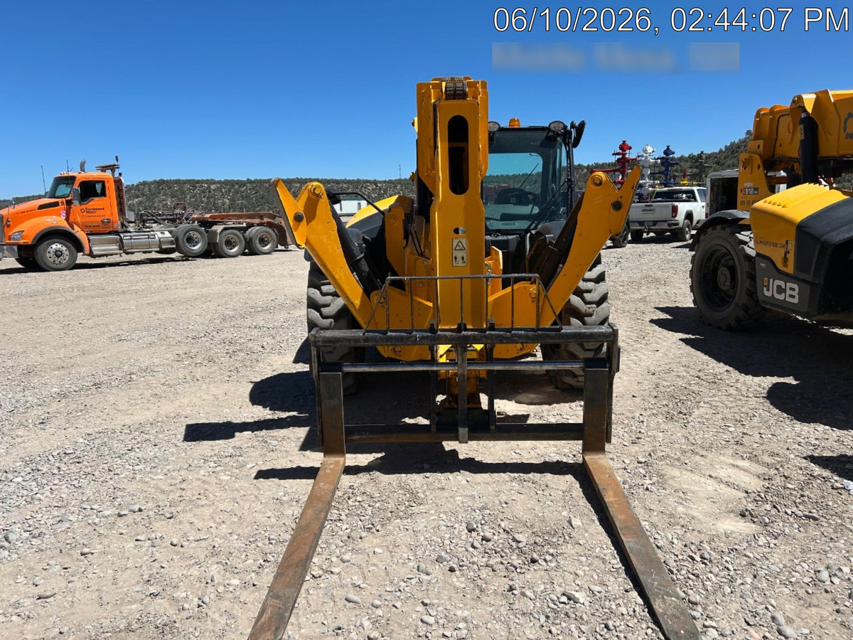 2020 JCB 512-56
