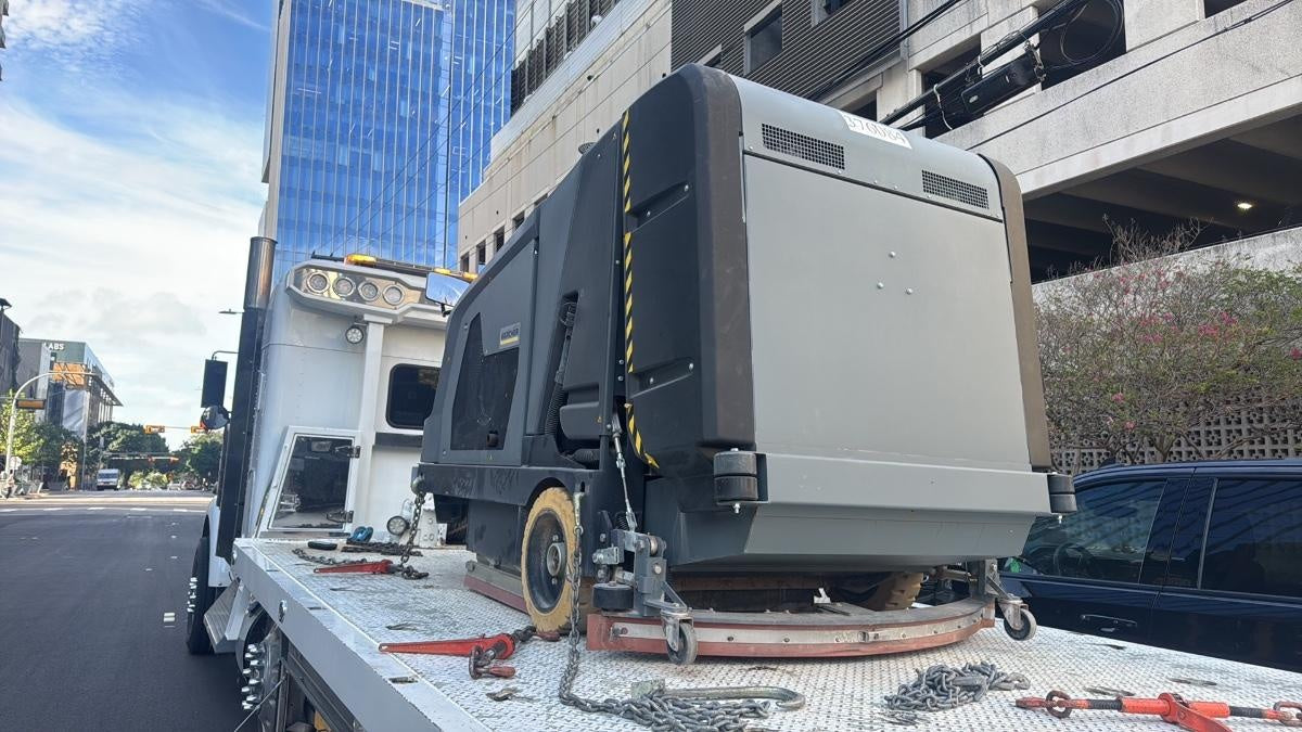 2024 KARCHER B 300 R