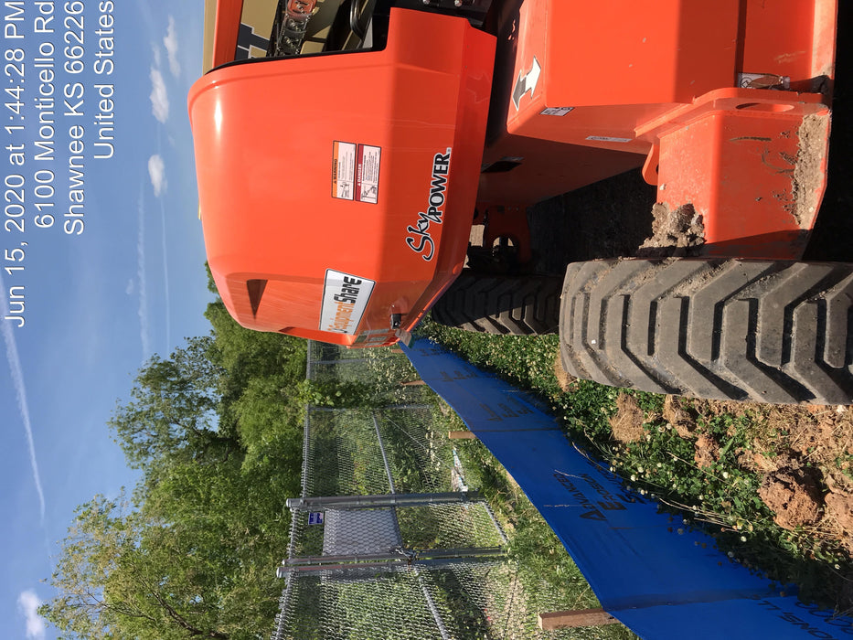 2018 JLG 660SJ