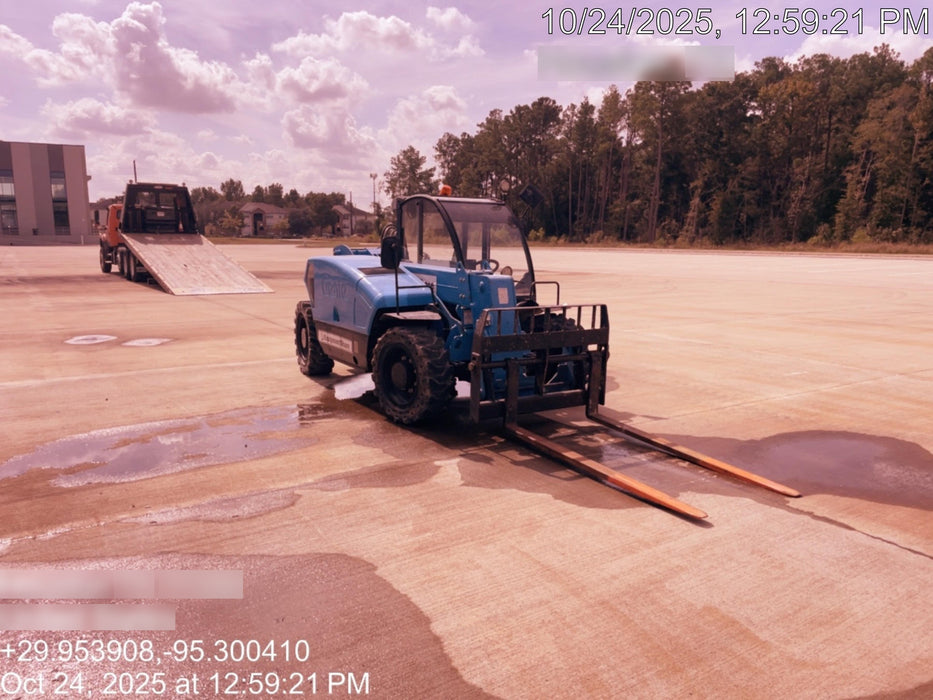 2019 Genie GTH-5519 Cab/Heat/AC, Solid RT Tires, LED Work Lights, Beacon 48" Carriage, 48" Forks