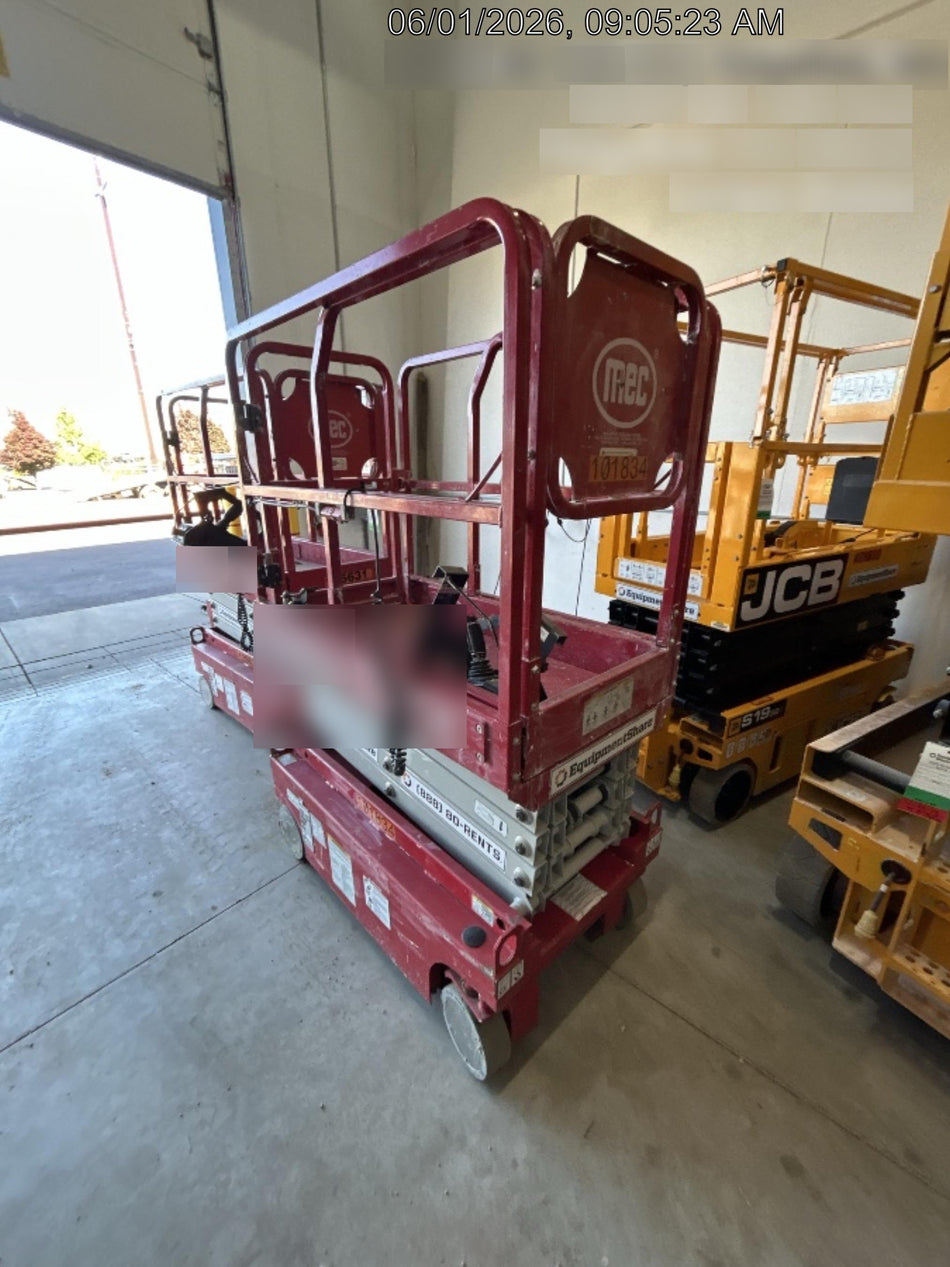 2020 MEC 1330SE Solid NM Tires, Steel Swing out Doors, LCS, Beacon, 900W Invertor
