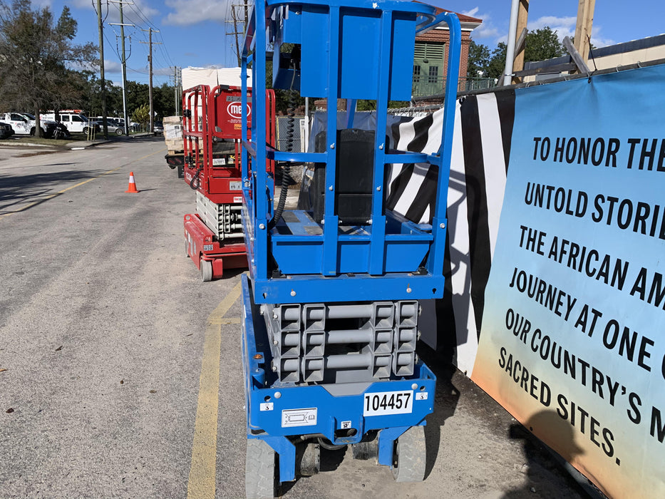 2020 Genie GS-1930 Fixed rails with chain entry gate - Pre A92.20